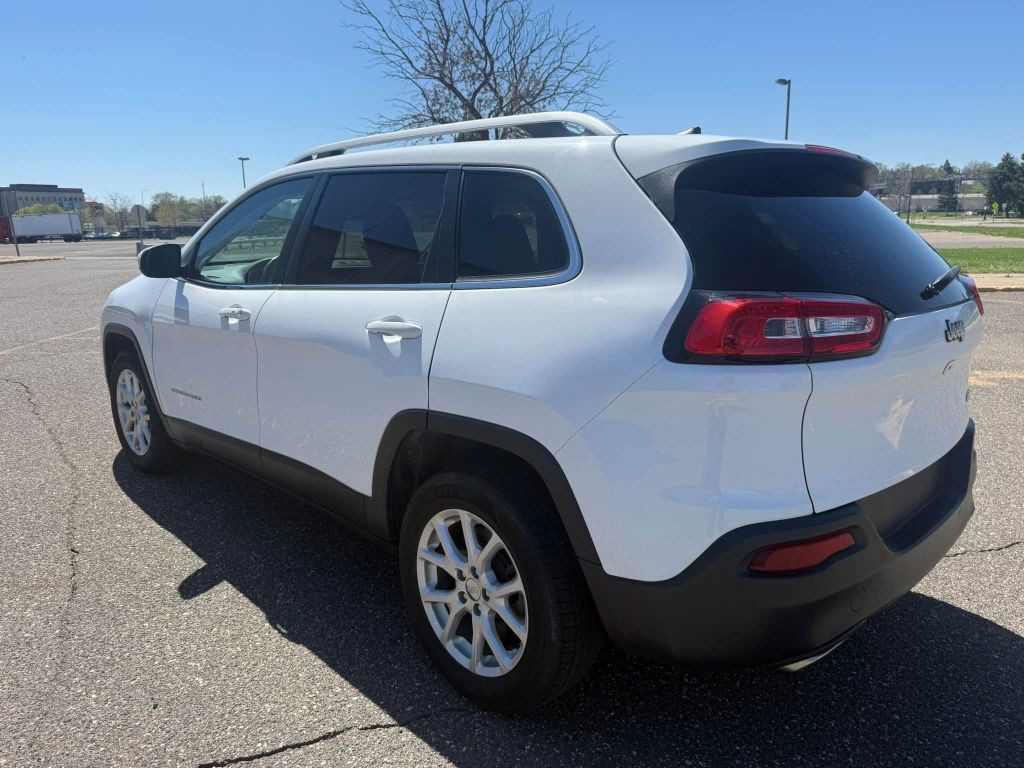 2018 Jeep Cherokee Image 4