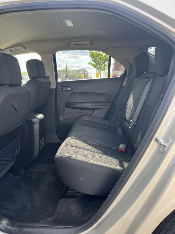 2015 Chevrolet Equinox Image 14