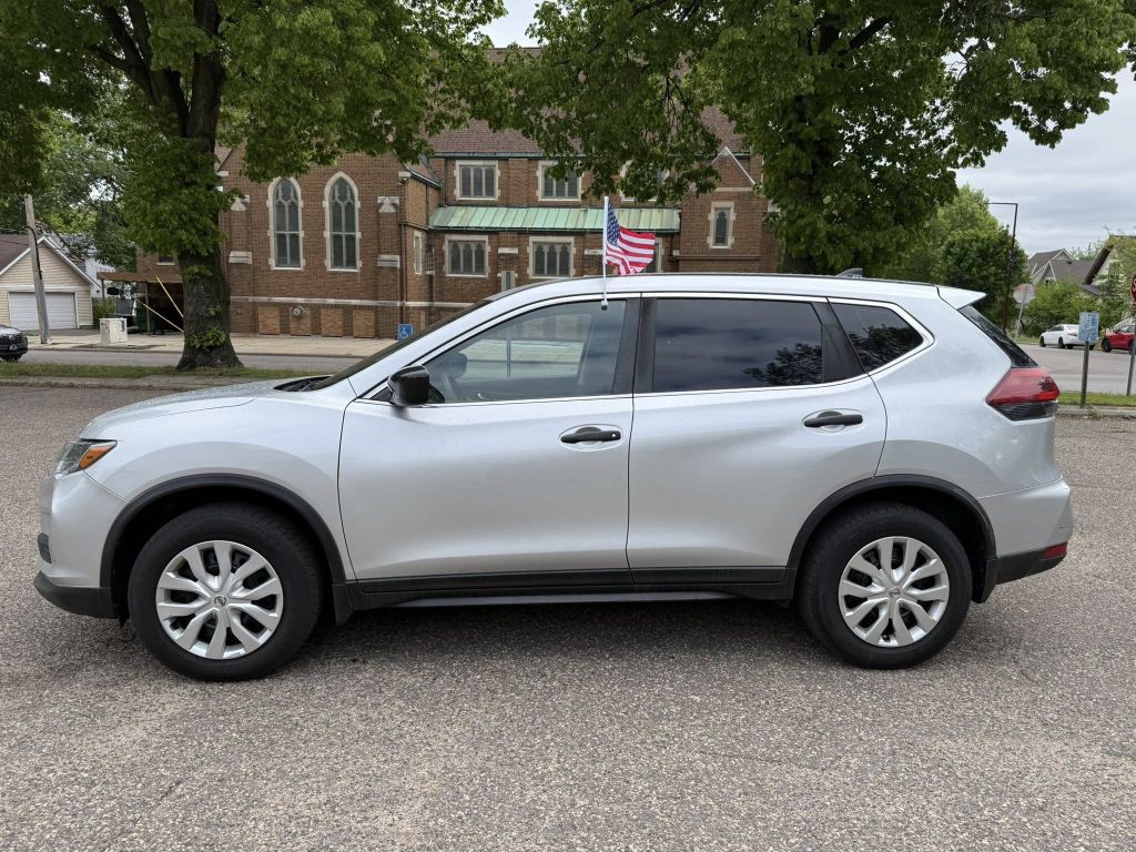 2018 Nissan Rogue Image 3