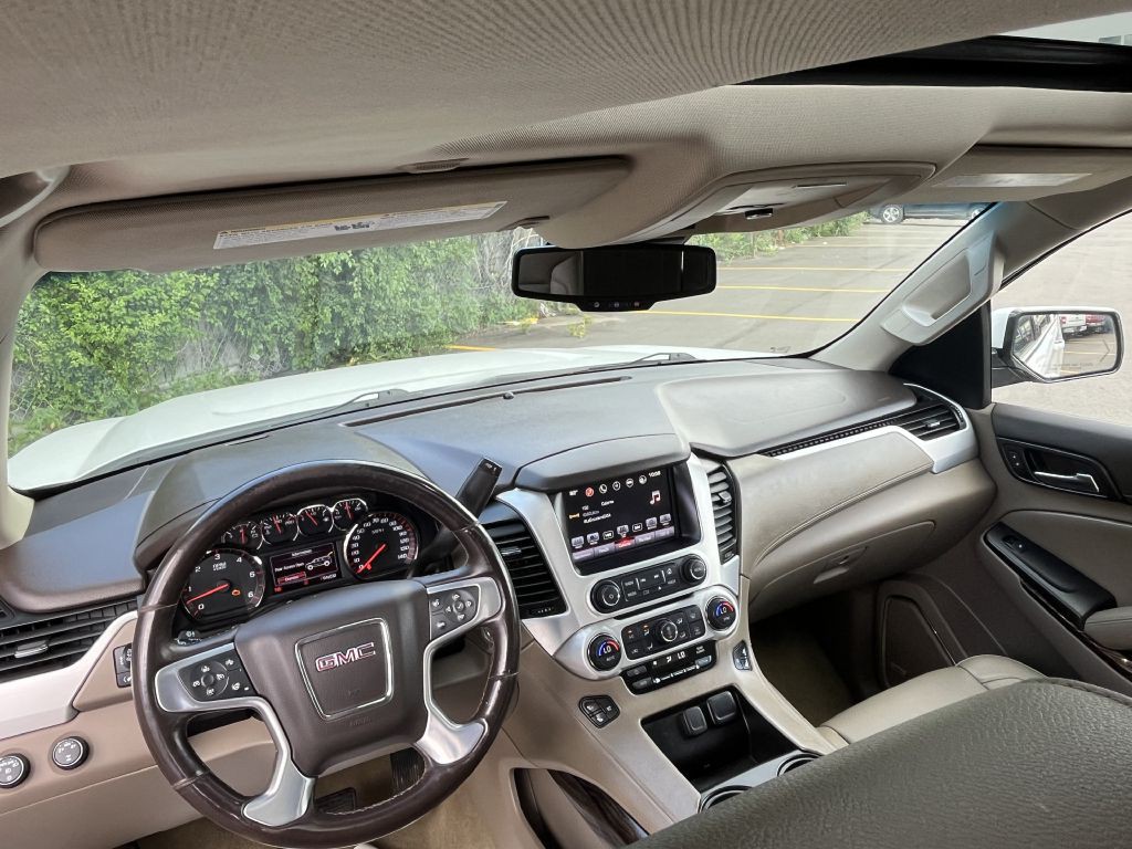 2016 GMC Yukon Image 9