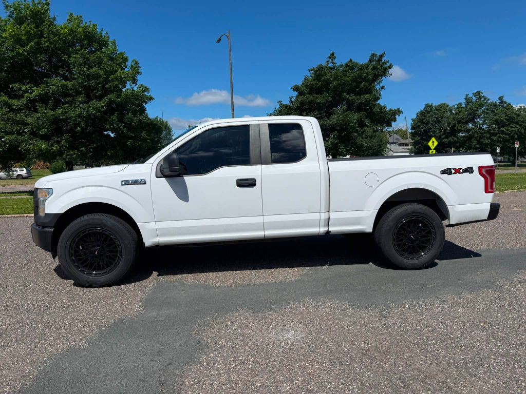 2016 Ford F-150 Image 3