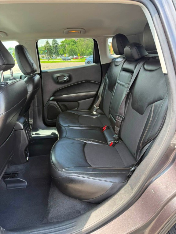 2020 Jeep Compass Image 10