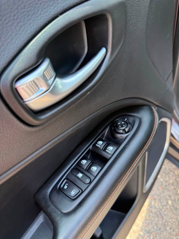 2020 Jeep Compass Image 11