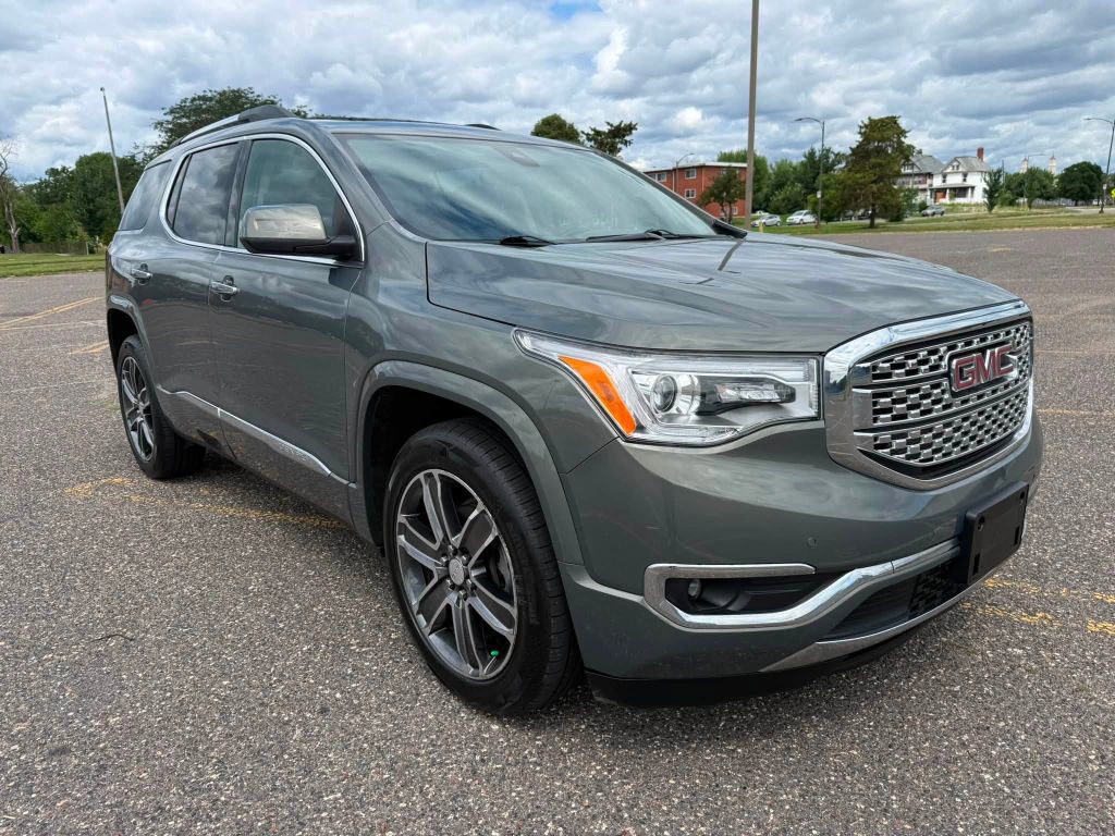 2018 GMC Acadia Image 1