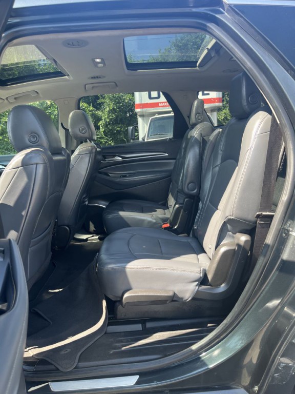 2018 Buick Enclave Image 11