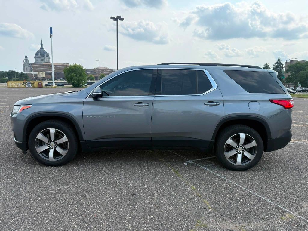 2020 Chevrolet Traverse Image 3