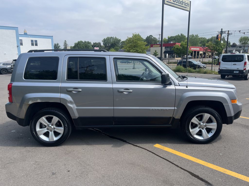 2016 Jeep Patriot Image 8