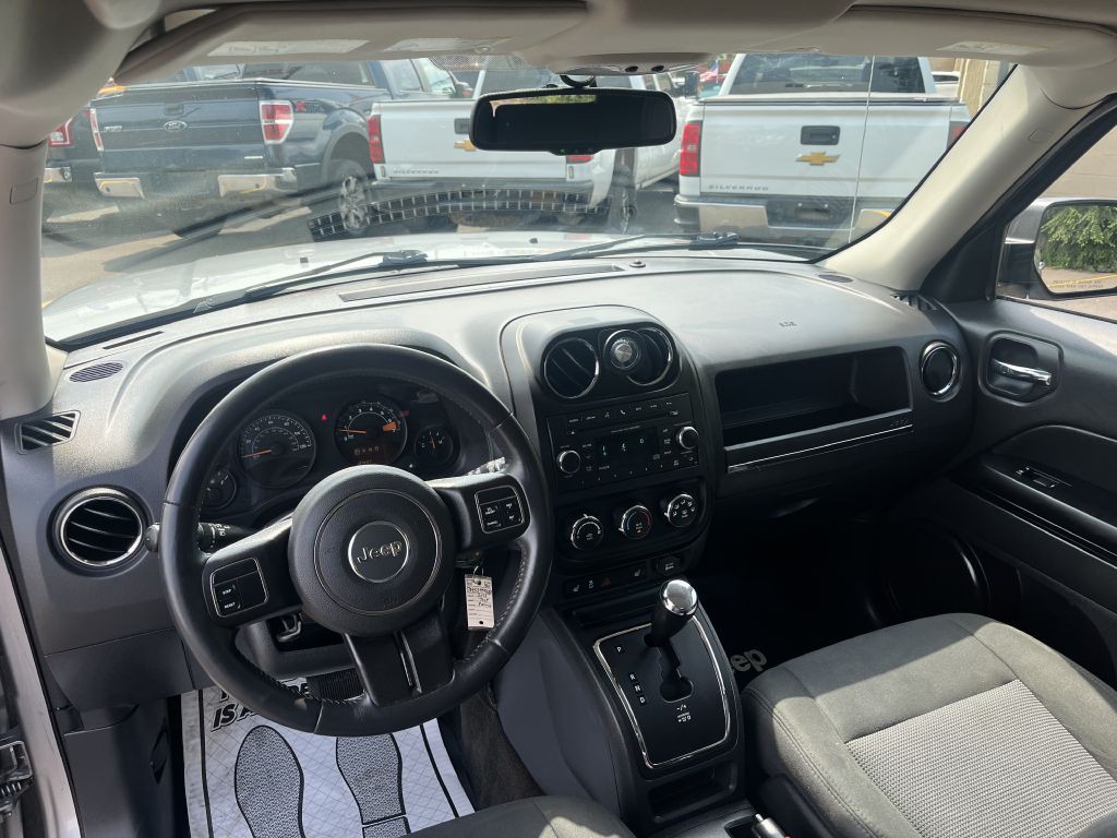 2016 Jeep Patriot Image 9