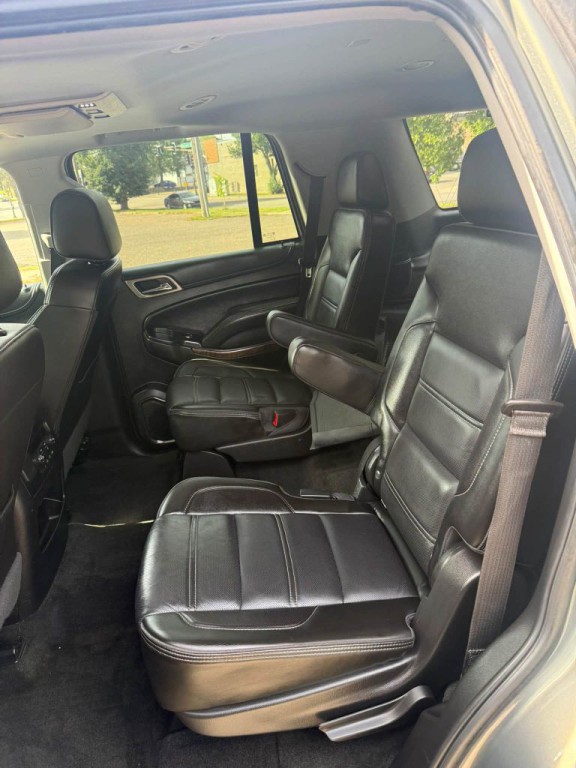 2018 GMC Yukon Image 9