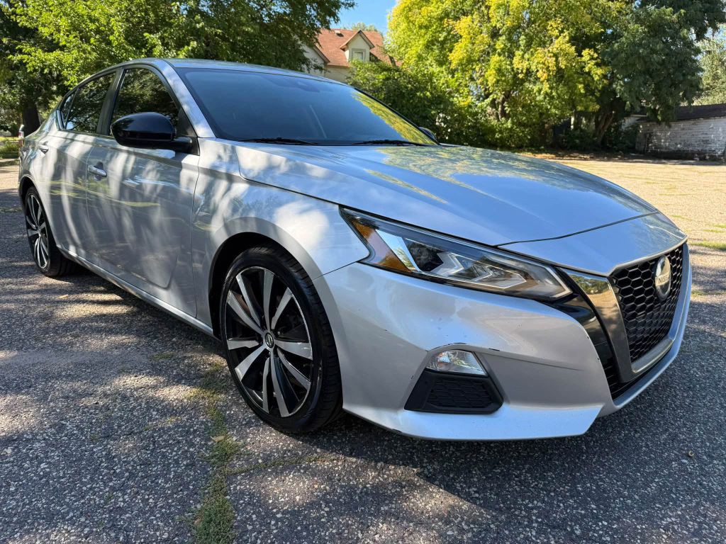 2020 Nissan Altima Image 5