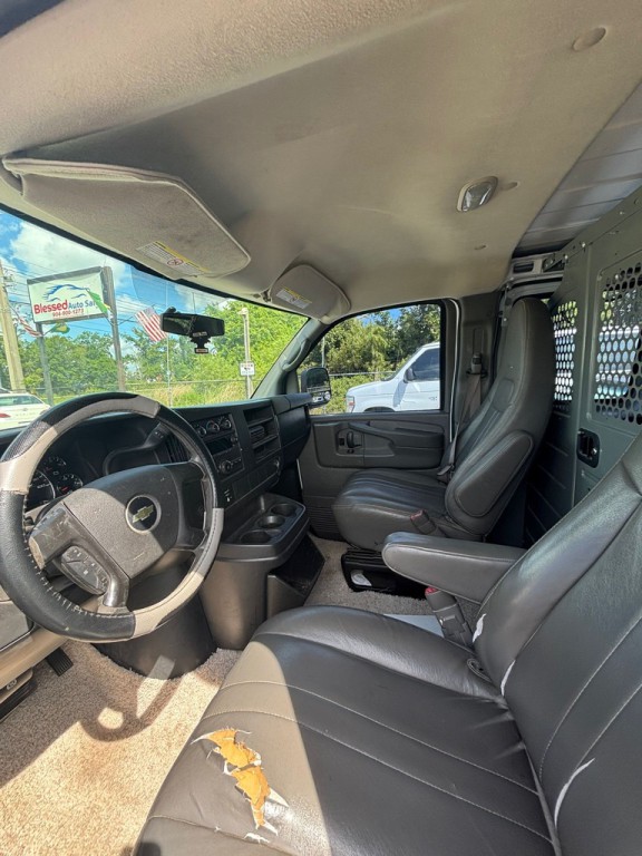 2014 Chevrolet Express Image 6
