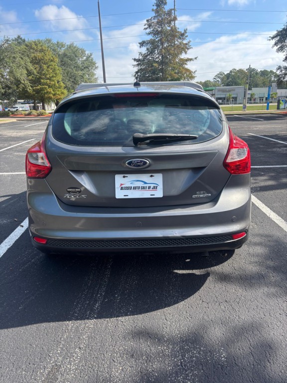 2012 Ford Focus Image 6