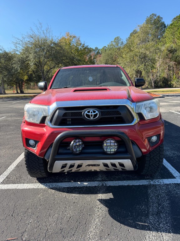 2013 Toyota Tacoma Image 1