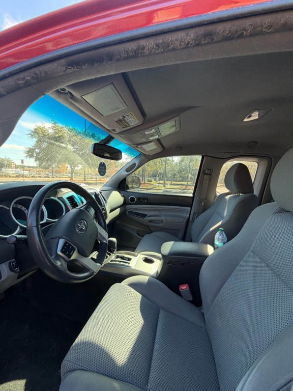 2013 Toyota Tacoma Image 8