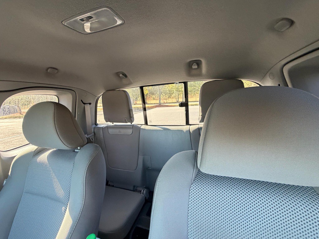 2013 Toyota Tacoma Image 10