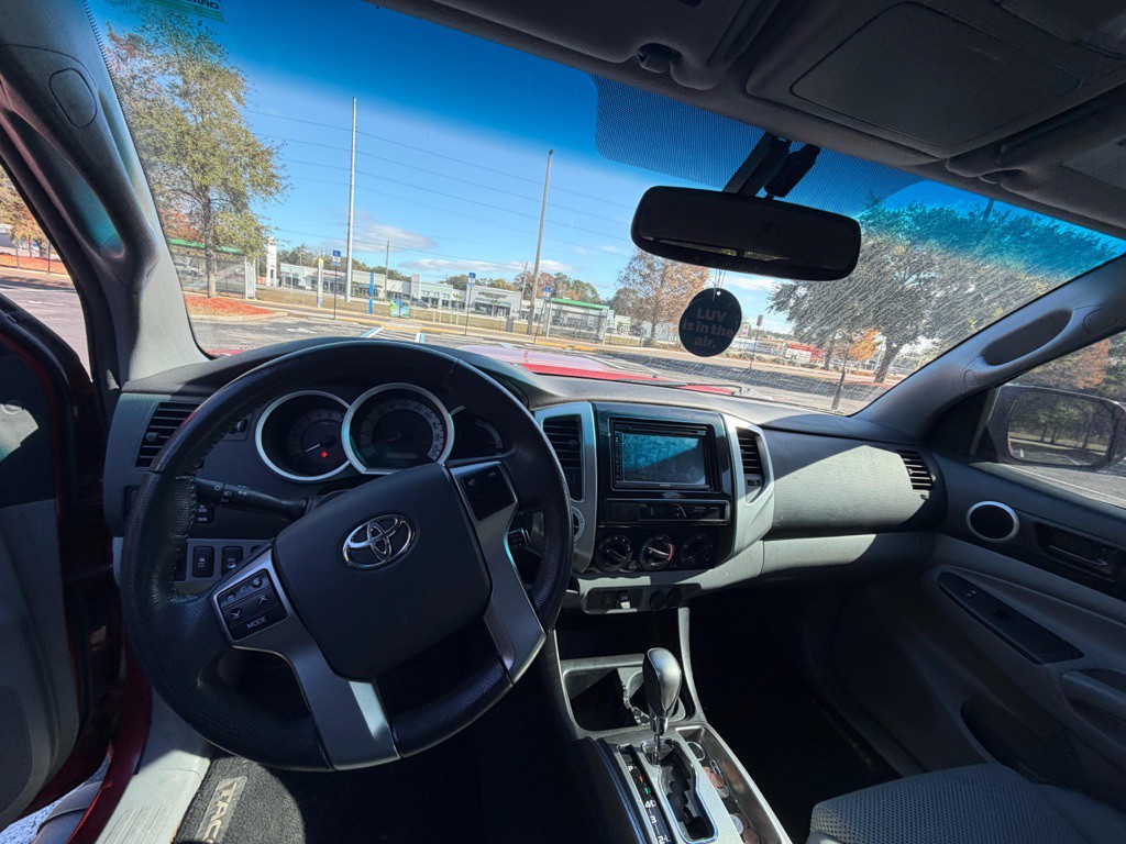 2013 Toyota Tacoma Image 13