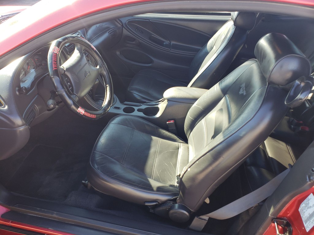 2002 Ford Mustang Image 3