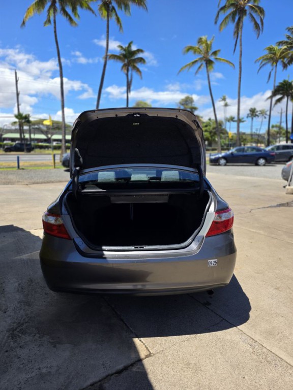 2015 Toyota Camry Image 5