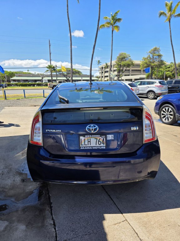 2013 Toyota Prius Image 6