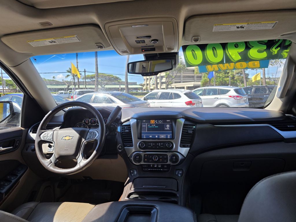 2015 Chevrolet Suburban Image 4