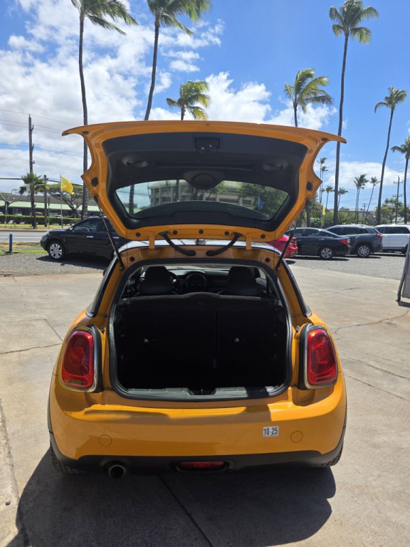 2015 MINI Cooper Image 5