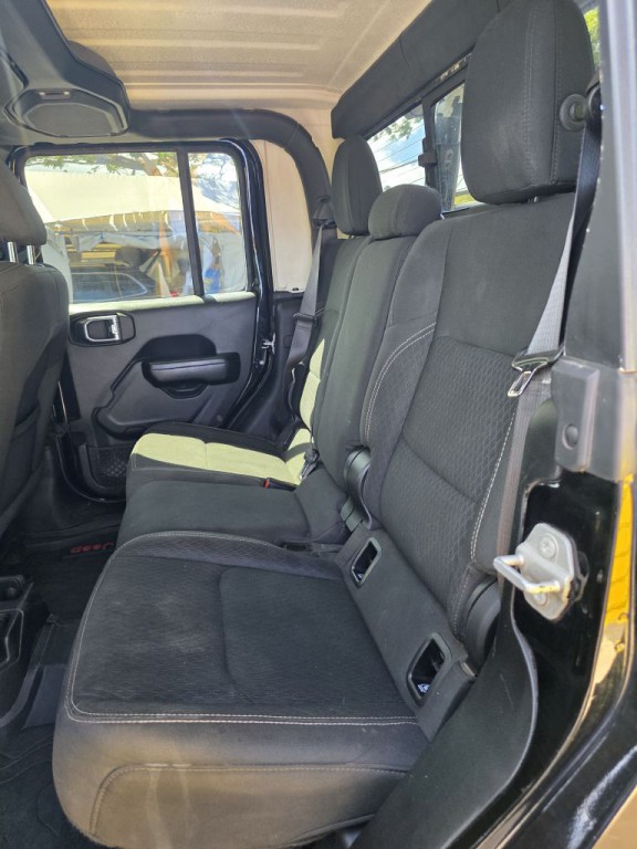 2021 Jeep Gladiator Image 5
