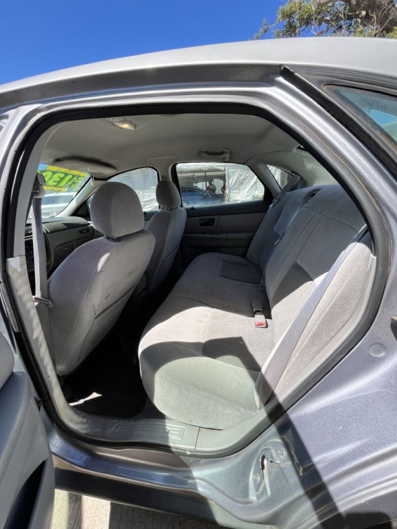2006 Ford Taurus Image 4