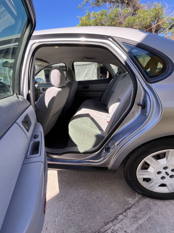 2007 Ford Taurus Image 4