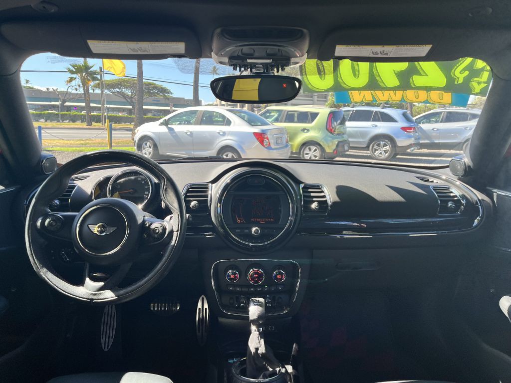 2017 MINI Cooper Image 4