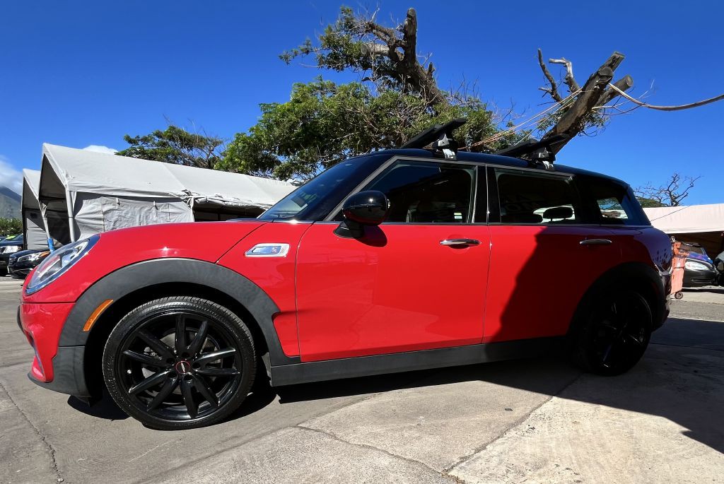 2017 MINI Cooper Image 8