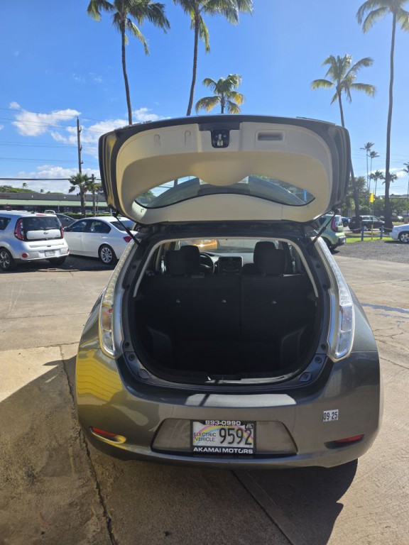 2017 Nissan Leaf Image 4