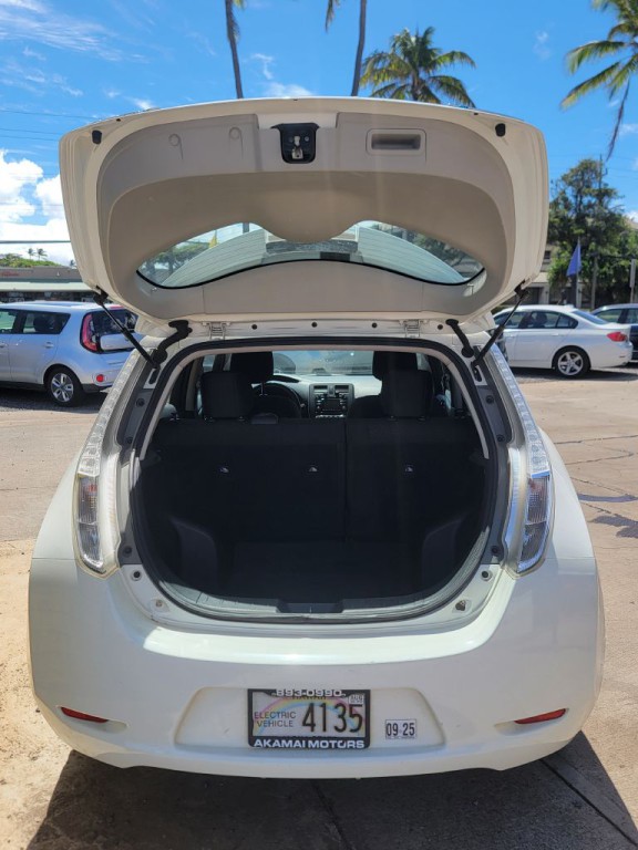 2015 Nissan Leaf Image 5
