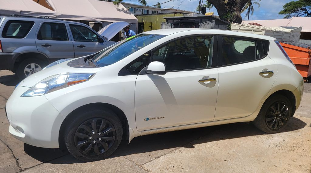 2015 Nissan Leaf Image 7