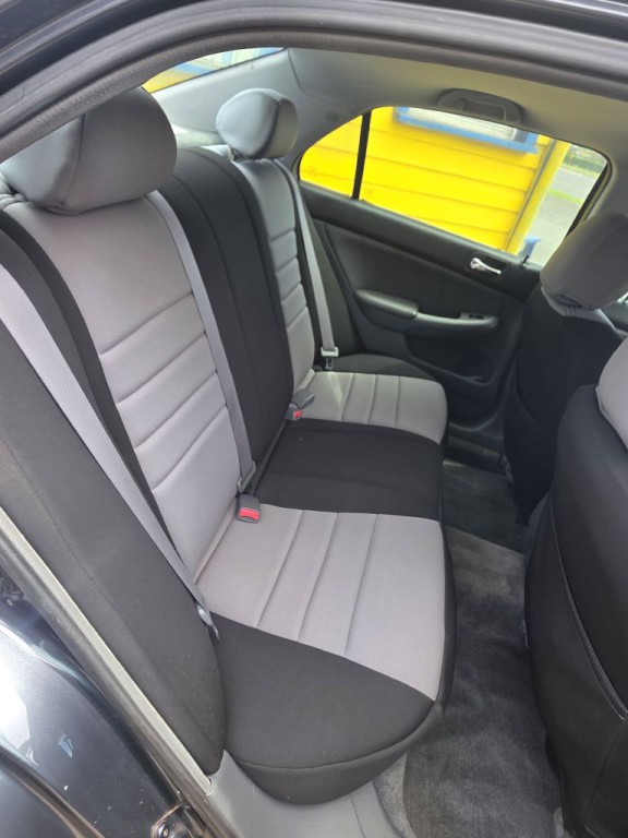 2005 Honda Accord Image 3