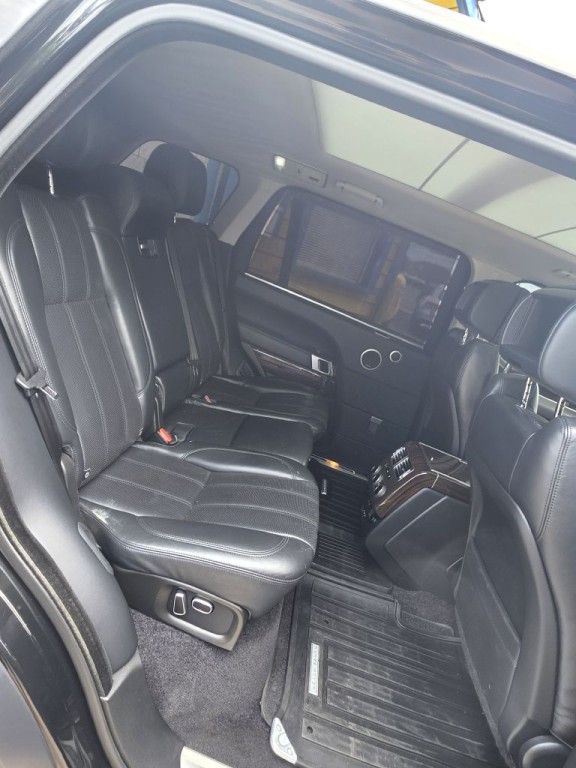 2015 Land Rover Range Rover Image 4
