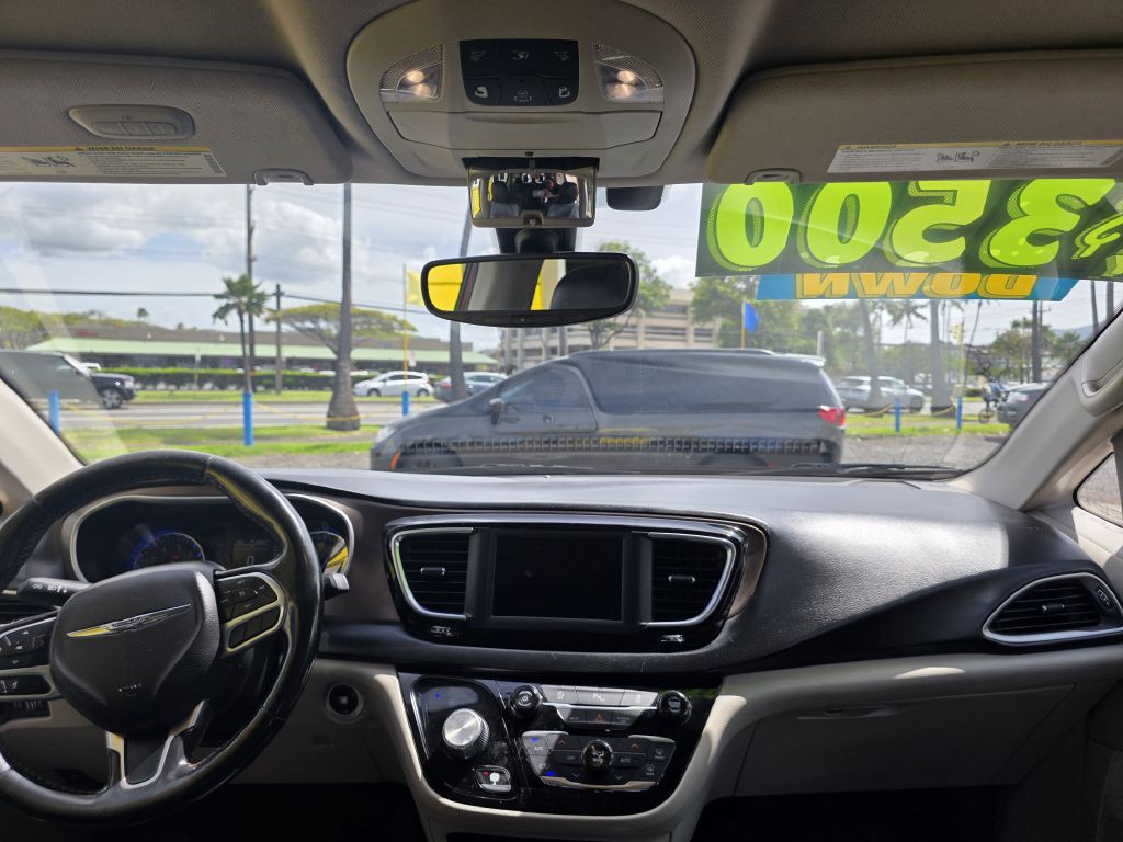 2019 Chrysler Pacifica Image 5