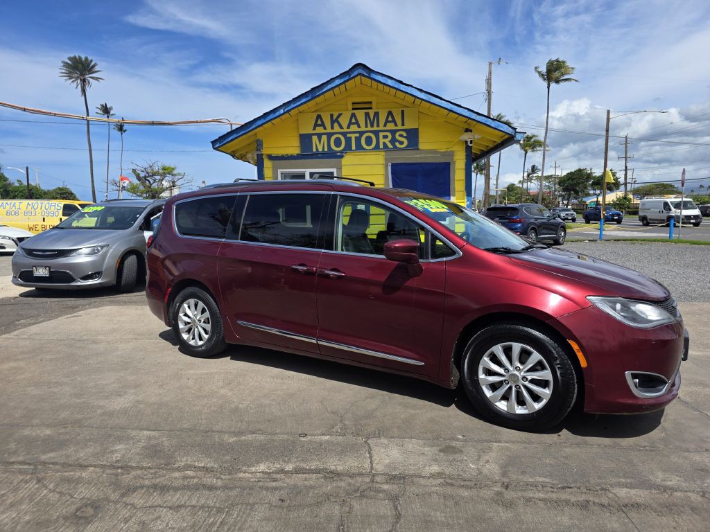 2019 Chrysler Pacifica Image 2