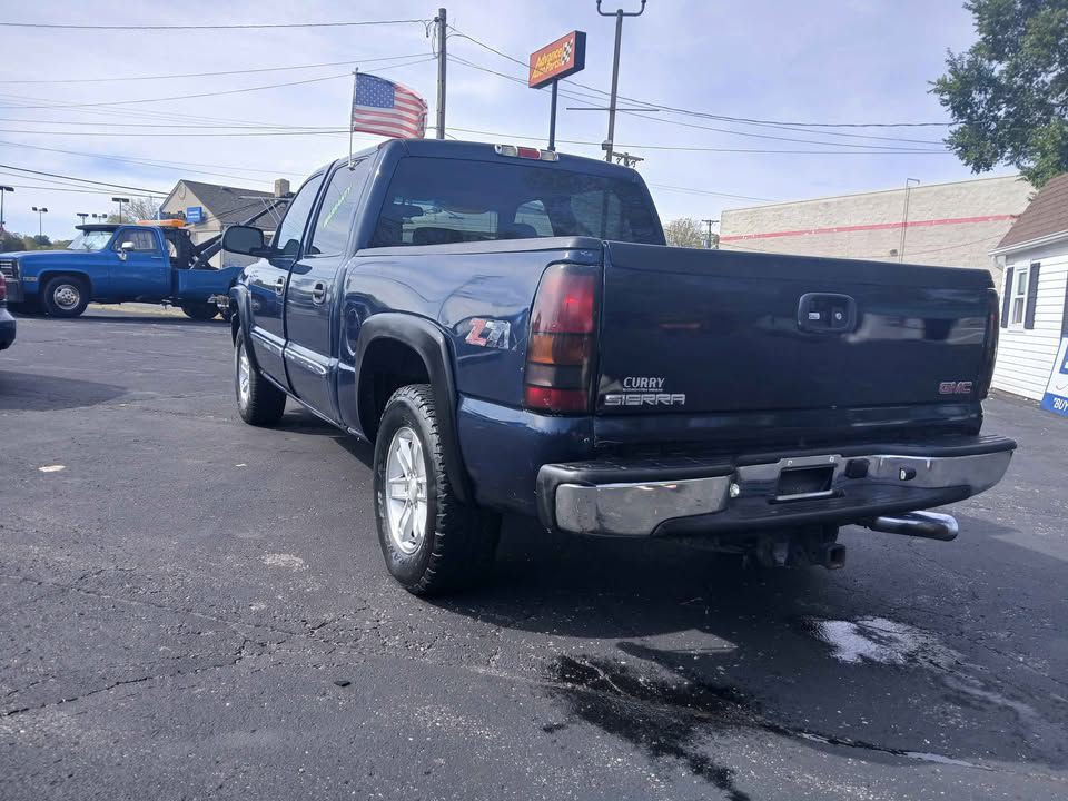 2006 GMC Sierra Image 4