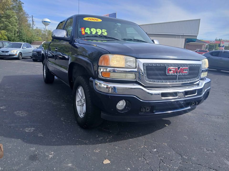 2006 GMC Sierra Image 8