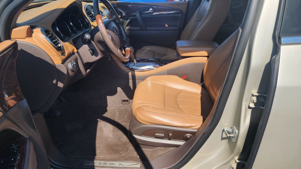 2015 Buick Enclave Image 8