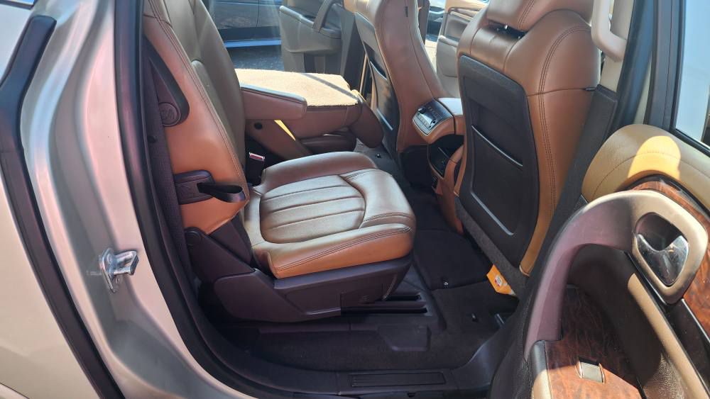 2015 Buick Enclave Image 13