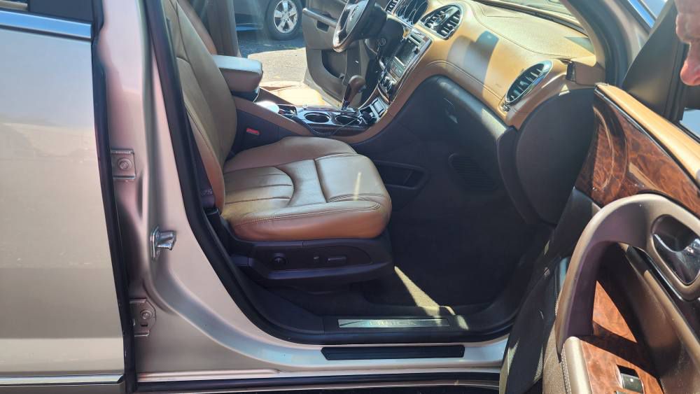 2015 Buick Enclave Image 14