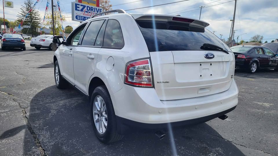2010 Ford Edge Image 2