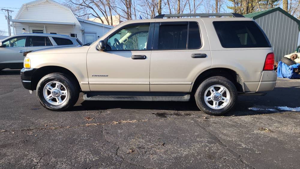 2005 Ford Explorer Image 3