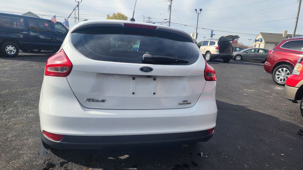 2016 Ford Focus Image 5