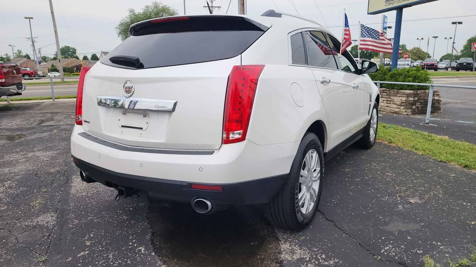 2010 Cadillac SRX Image 4