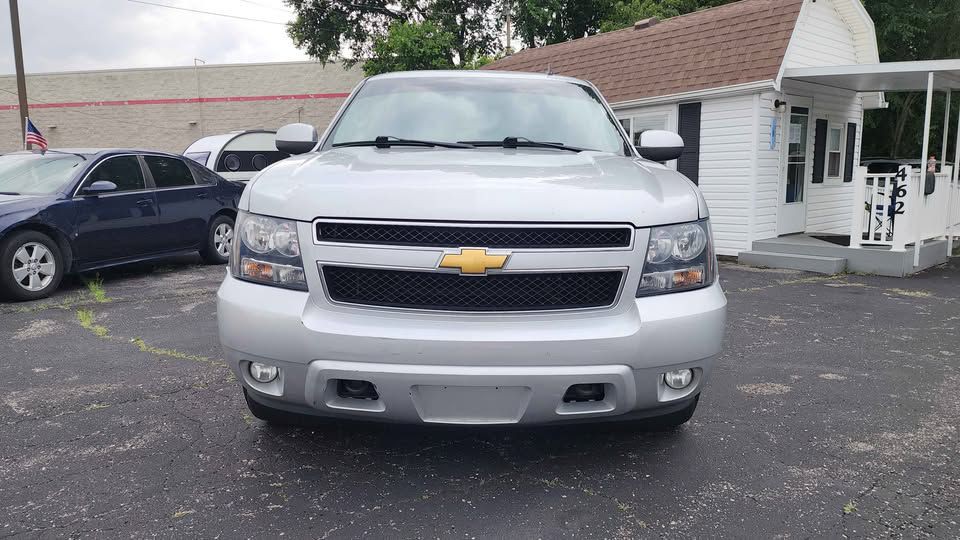 2012 Chevrolet Tahoe Image 1