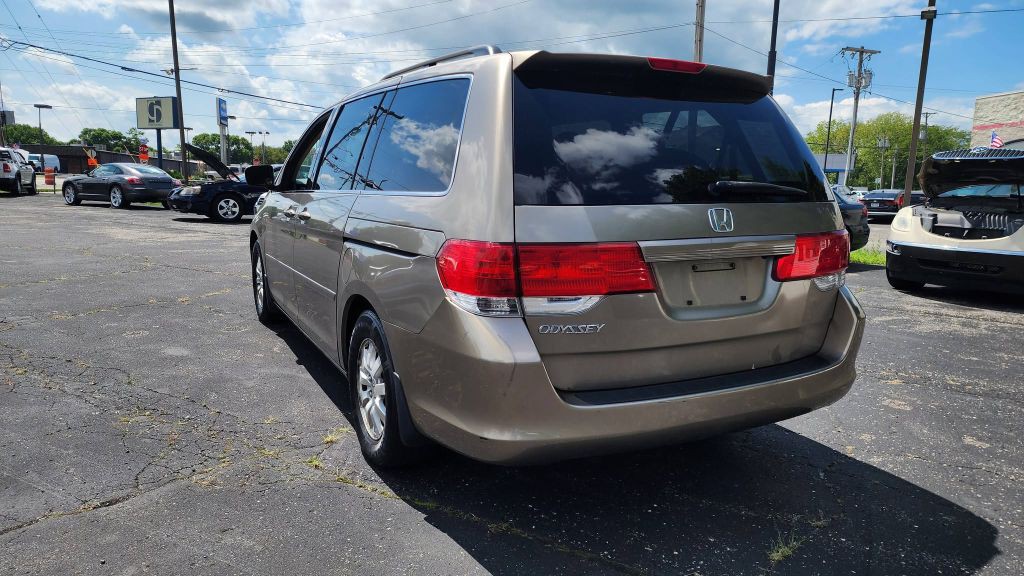 2008 Honda Odyssey Image 4