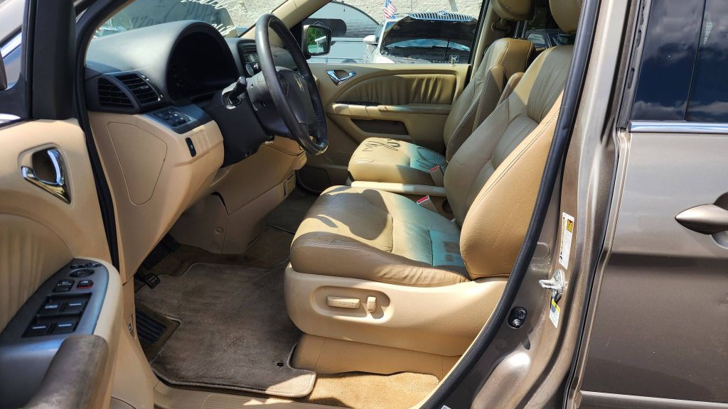 2008 Honda Odyssey Image 9