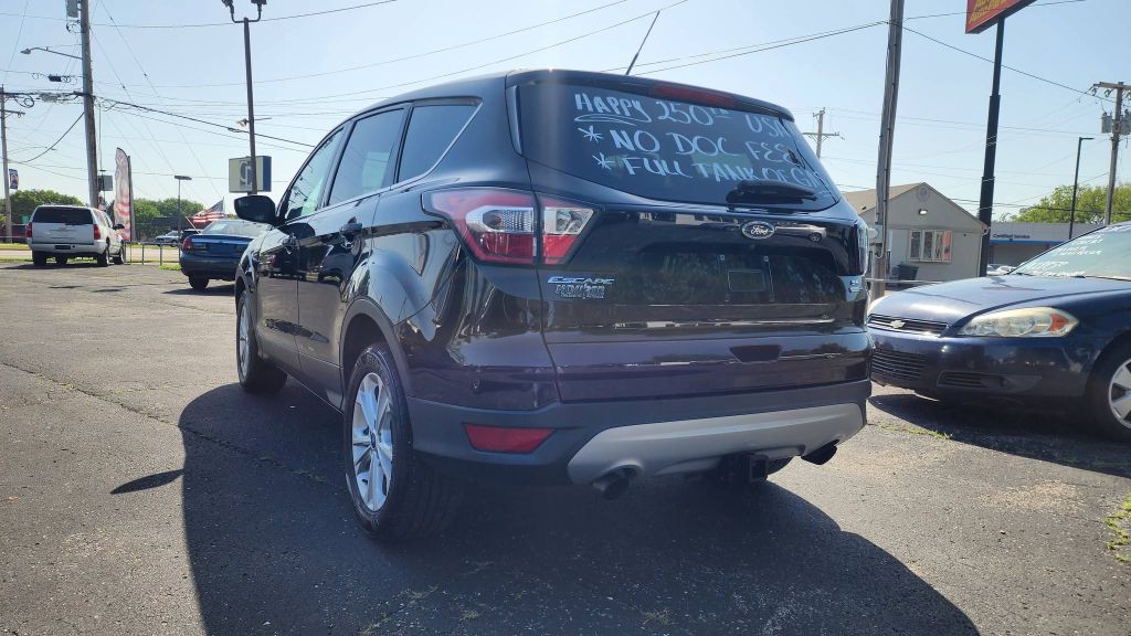 2017 Ford Escape Image 3
